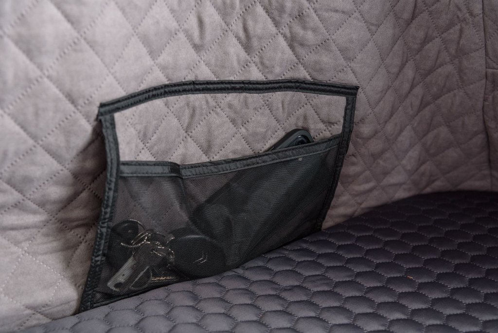 2025_GL_photo_product_insulationtent_RS4_StudioB_25094_1012_(setup, interior).webp