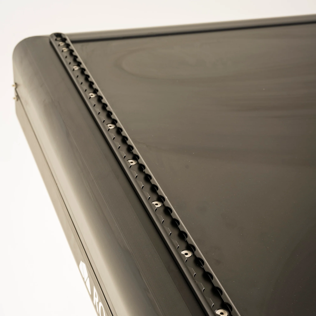 Befestigungs-Airlineschiene L-Track Roof Space 2